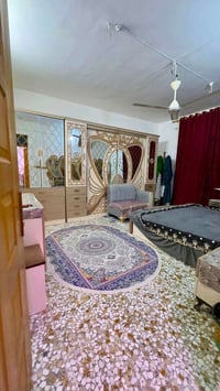 النجف الجزيرة • ٢٠٠م • ٣ مشتملات