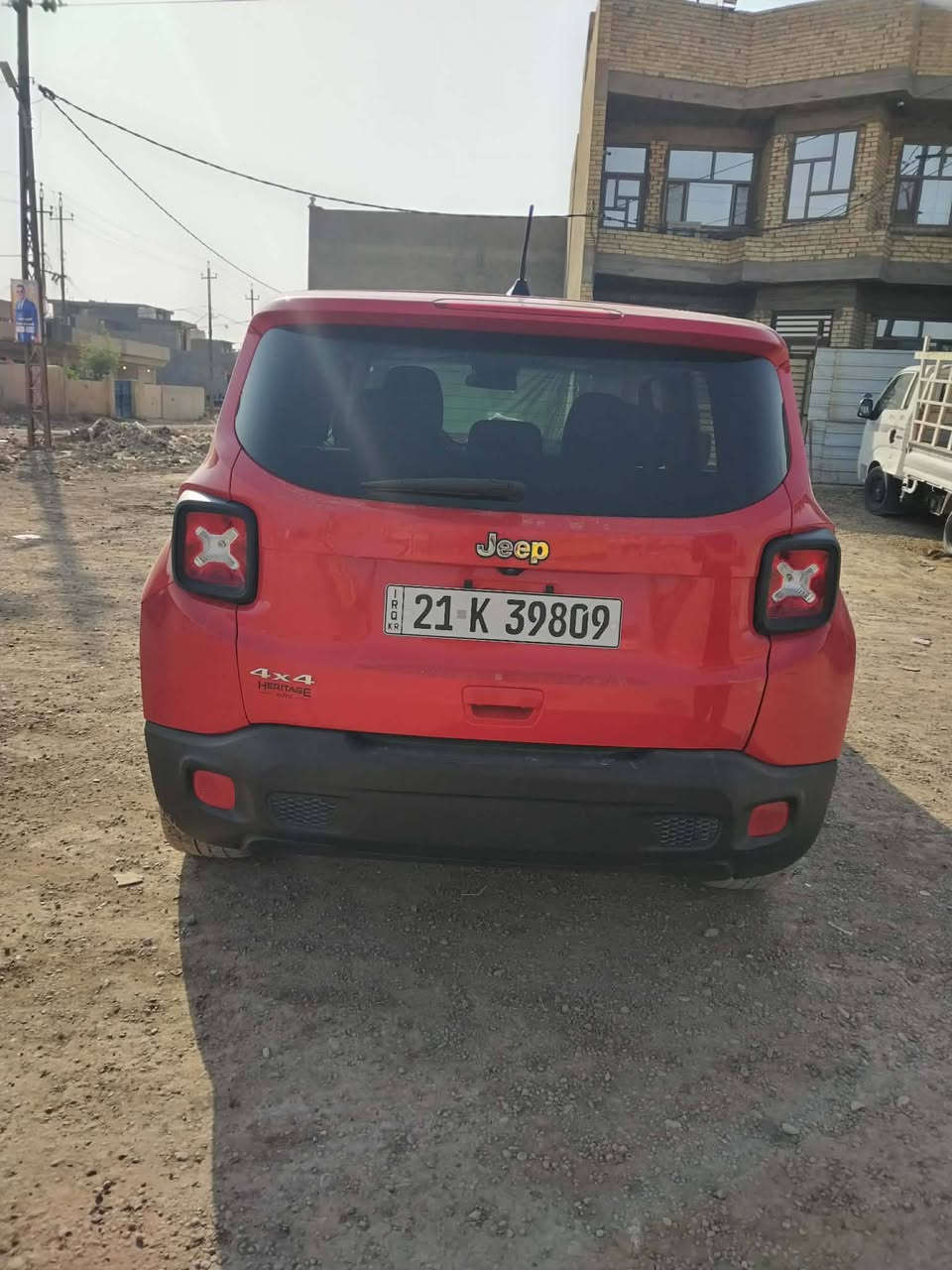 السلام عليكم شباب
جيب رينجيد للبيع رقم سليمانية موديل ٢٠٢١ سنوية بأسمي السيارة مثل ماموضح بالصور الجامة مضروبة بس ما مئثرة عالداخل وبيها رصعة بالباب الخلفي مال صندوك وحادثها خلفي بالجاملغ الخلفي ورة السكن السيارة مناقصها شي  على وضعها ابيع سعرها ١٤٠ ورقة شباب

رقمي بي واتساب

***********

***********
