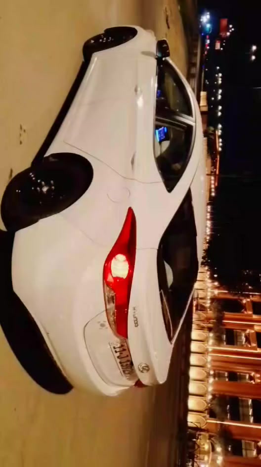 النترا  وارد خليجي 2012 السياره جديده بمعنى كلمه وارد خليجي ميكنه 1800 تحكمات استيرن جهتين دسكات امامي خلفي شاشه اشاير   نظام ايكو تقليل صرف بانزين تخم تاير جديد عليها بطاريه جديده صدر امامي خلفي جديد  وبقيه مواصفات معروفه  السياره كفاله عامه بس بدوسه خلفيه عكس سائق  ع كد شبر باقي كله مكفول  مكاني بغداد تقاطع درويش السعر120 بيها مجال بسيط 
***********
