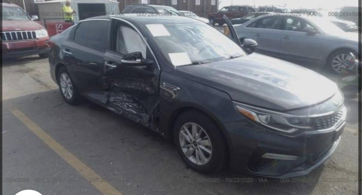 سلام عليكم اوبتما 2019 للبيع بسمي تحويل ثاني يوم مكان سياره اليرموك شرط التحويل ثاني يوم مكينه كير كفاله صدر جديد تايرات وباتري جدد تراي زيرو السعر 143 بيها مجال ان شاء الله ***********
