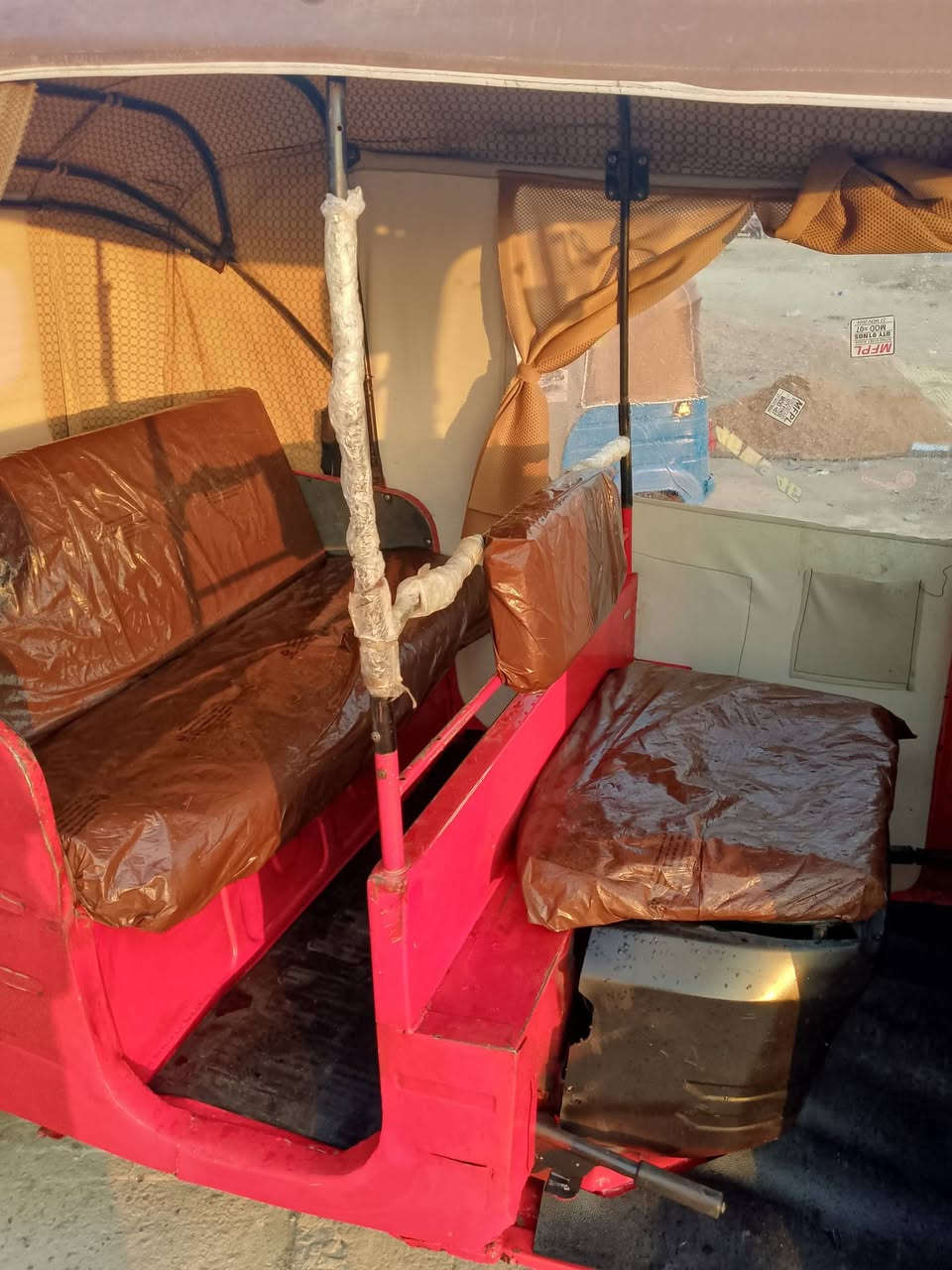 تكتك 17 رقم بغداد بيه بس الغد تكتك خير من الله مكينه مال 20 البدي 18 العنوان  بحي نصر ***********
