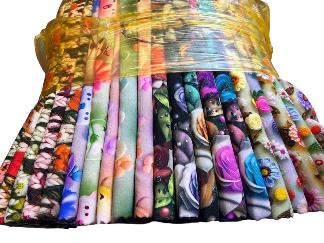 جديد 🔥🔥 اقماش كشمير ثري  دي الأصلي إيطالي خامه درجه اولى سعر القطعه 4 لف القطعه مترين ونص ضبط علاكه كامله 20 قطّعه بلعلاكه راسلونا واتساب وتدللون 

***********
