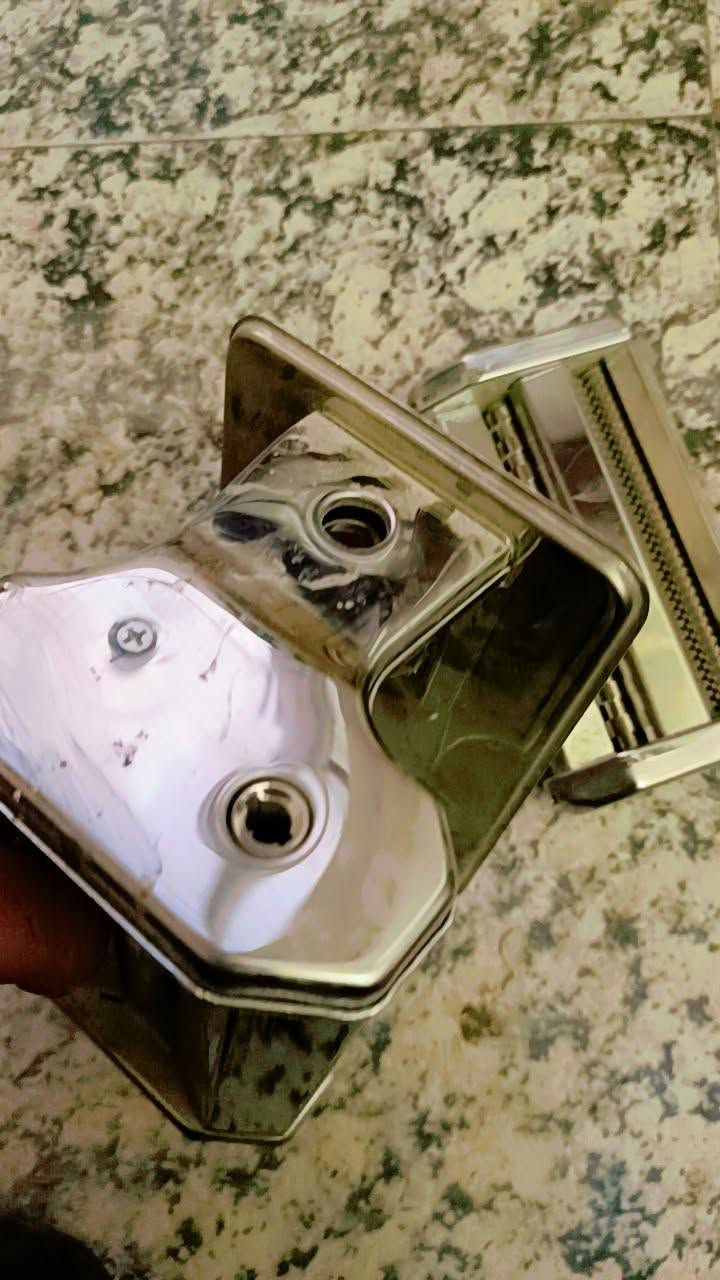 قطعتين ستيل. يفيدنه ينطي سعر توصيل. 5


**إذا كنت صاحب هذا الإعلان وتريد حذفه لأي سبب، رجاءا أرسل رسالة إلى الدعم الفني**