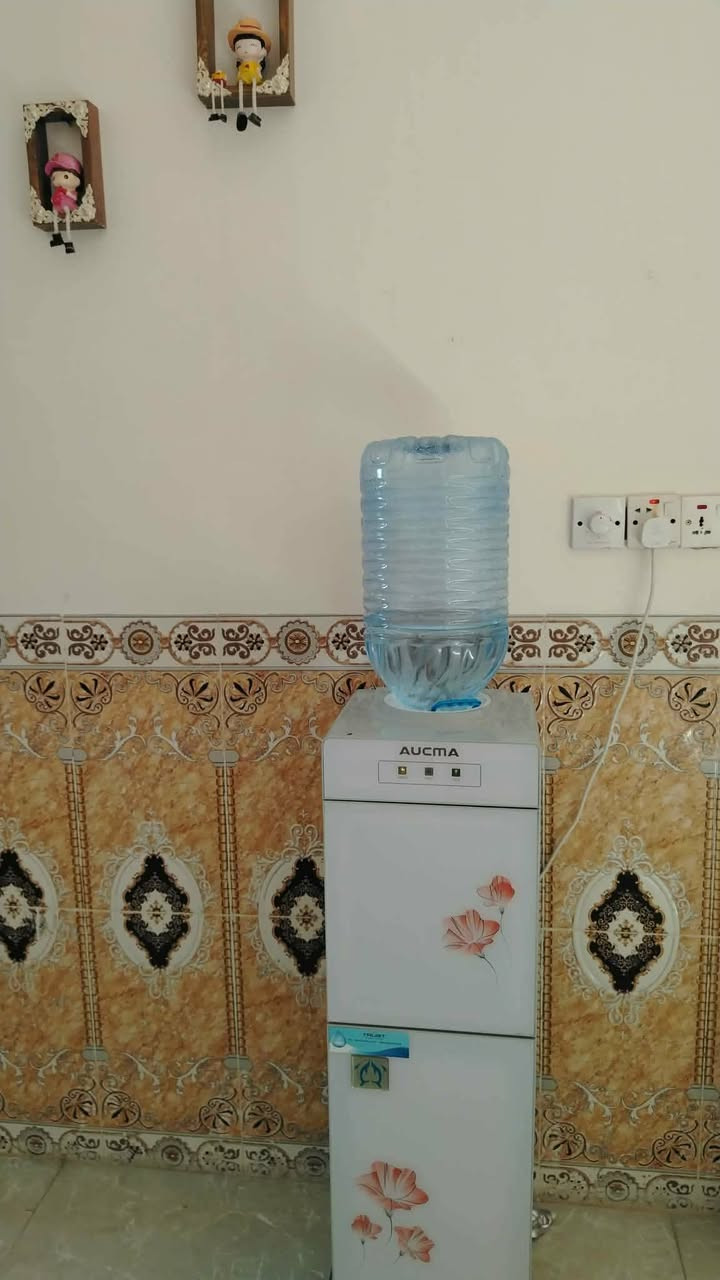 سرير ٩٠ طباخ ٢٢٠ براد ٨٥ ثلاجات ثنين وحدة بل باكيت وحدة مسمتعل شي قليل ٢٧٠


**إذا كنت صاحب هذا الإعلان وتريد حذفه لأي سبب، رجاءا أرسل رسالة إلى الدعم الفني**