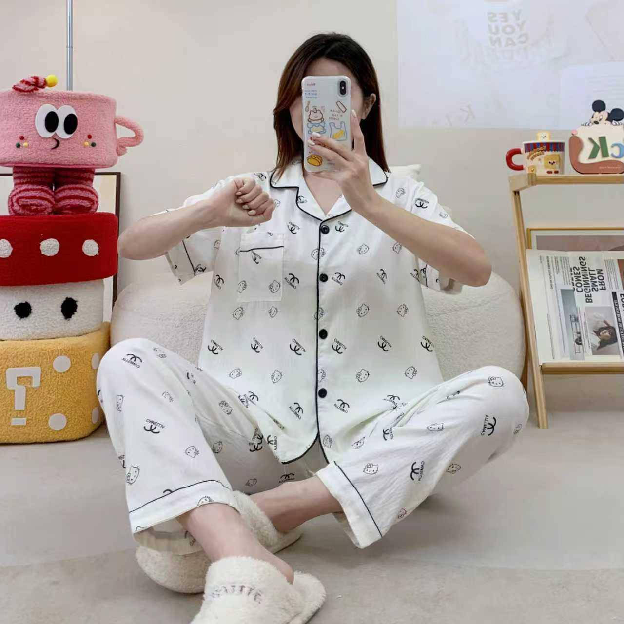 تراك نسائي خامة كريشة.
القياسات:
XL
XXL

درزن مشكل نقشات.

الدرزن بـ 70 ألف.

الكمية محدودة جدًا أحبائي .

🌒قمر.
https://t.me/danishop11


**إذا كنت صاحب هذا الإعلان وتريد حذفه لأي سبب، رجاءا أرسل رسالة إلى الدعم الفني**