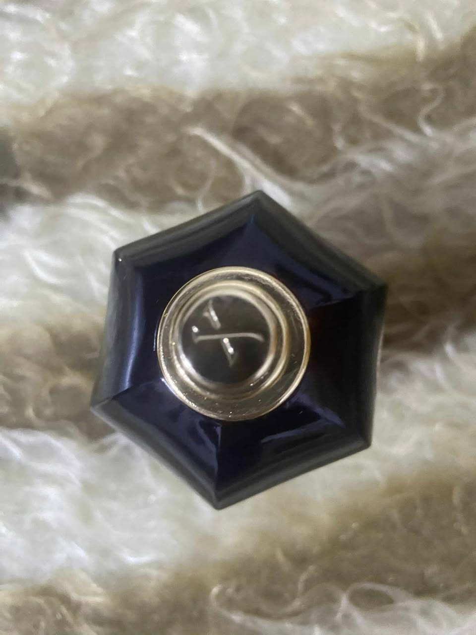 السلام عليكم الكسندريا 2 
45 مل للبيع او المراوسة السعر 185


**إذا كنت صاحب هذا الإعلان وتريد حذفه لأي سبب، رجاءا أرسل رسالة إلى الدعم الفني**