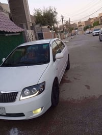 كورلا بيكاتشو 2006 مكينه1600 بدون دوانص شرط مع التبريد والبانزين العاد...