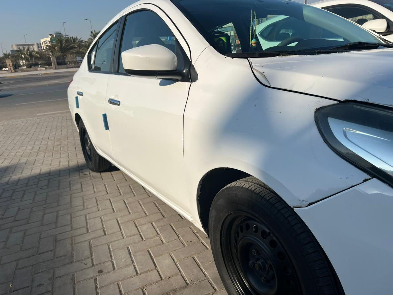 سلام عليكم نيسان فيرسا مديل 2018 حادثه جاملغ وبنيد والباقي شوف العين حداديه جديده  تخم تاير جديد البصره الكزيزه السعر 95
***********
