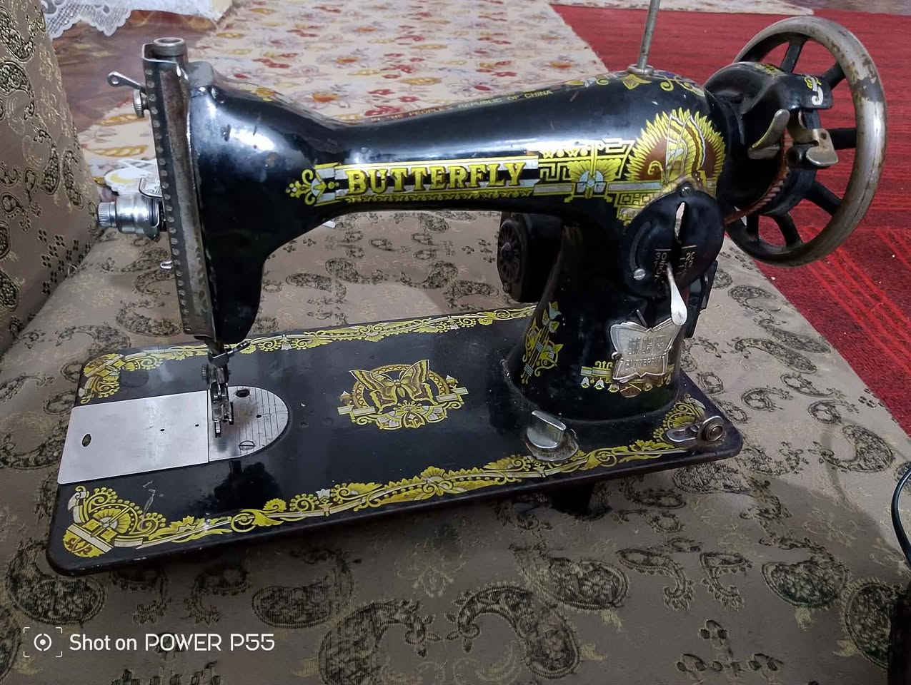 السلام عليكم شباب مرخصت مدير لكروب
متاح مكينه خياطه نوع فراشه
مكينه فقط ماتنظم لخيط شغاله خير من الله المكان مقابيل معسكر المحاويل اني مكلف بالنشر هذا رقم صاحب الحلال ***********
