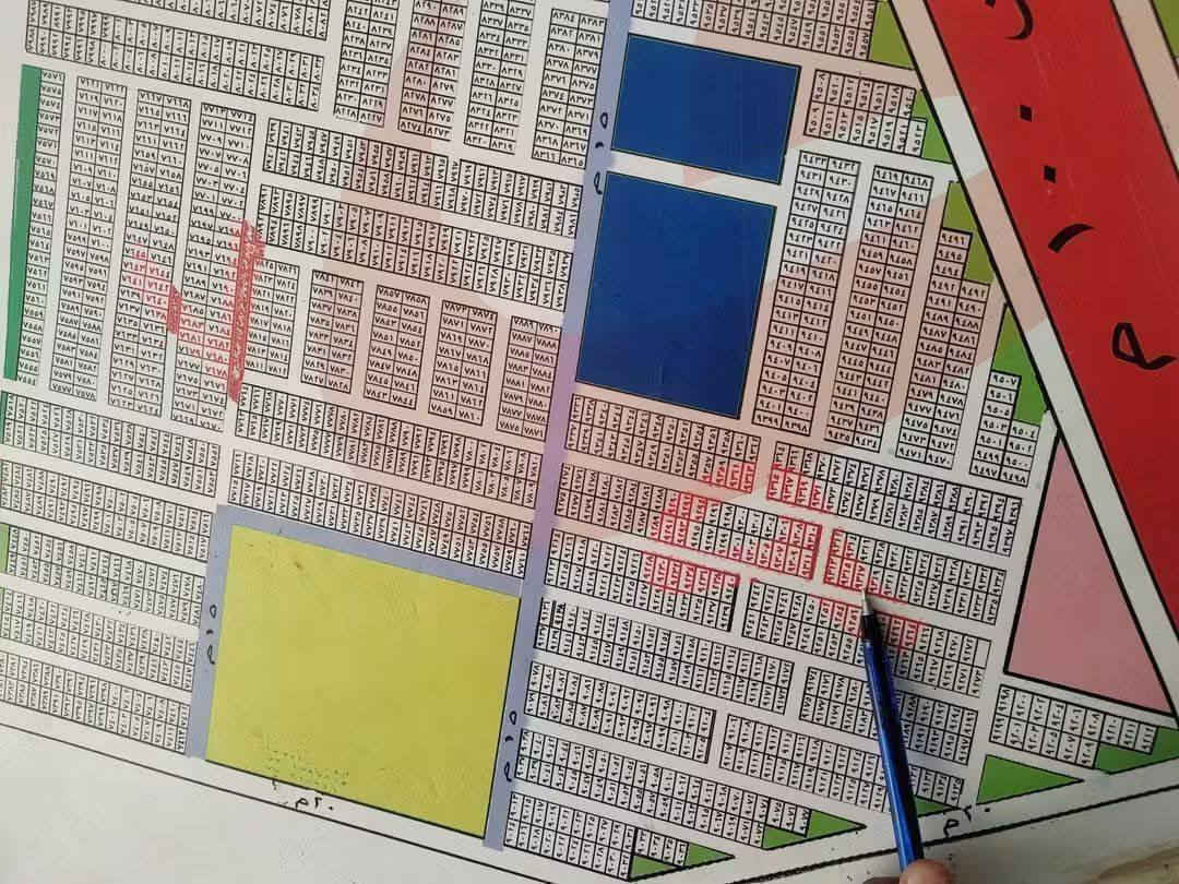 السلام عليكم قطعه للبيع مقاطعه٣ /١٠مساحه ٢٠٠ متر رقم القطعه( 9557) +(9317) مساحه ٢٠٠متر ٣/١٠ / اتصال واتساب ***********
***********.      (سعر خاص)
