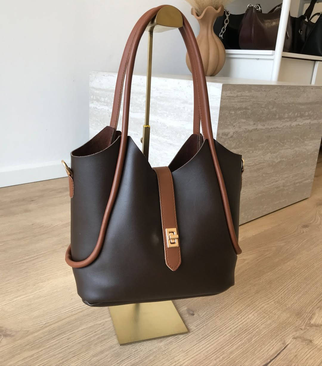 حجز للراتب متوفر يوصلج 4/1
السعر 10
سير طويل+سير مسكة
جزدان 
حجم وسط

جلد طري


**إذا كنت صاحب هذا الإعلان وتريد حذفه لأي سبب، رجاءا أرسل رسالة إلى الدعم الفني**