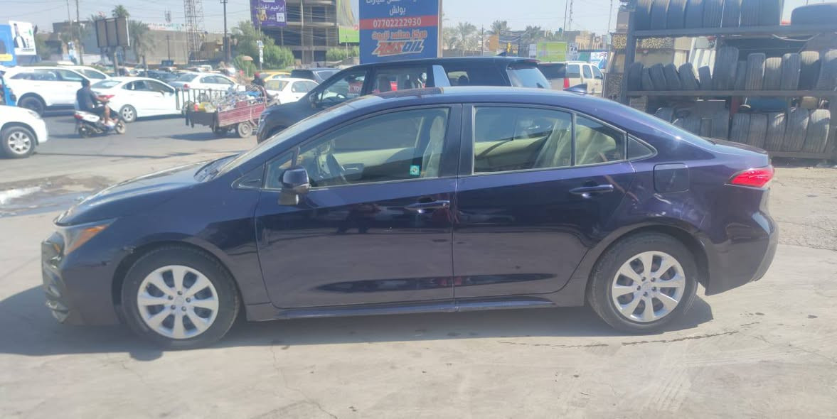 السلام عليكم
كورلا للبيع وارد امريكي  مكينه 1800 
السيارة ماشية 79 الف كم 
السيارة بيها حادث من امريكا جاملغ وباب 
وبيها قطع صبغ من امريكا 
السيارة كامله من كلشي ومكانها بغداد 
السعر 130 وبيها مجال 
للاستفسار الاتصال 
***********
