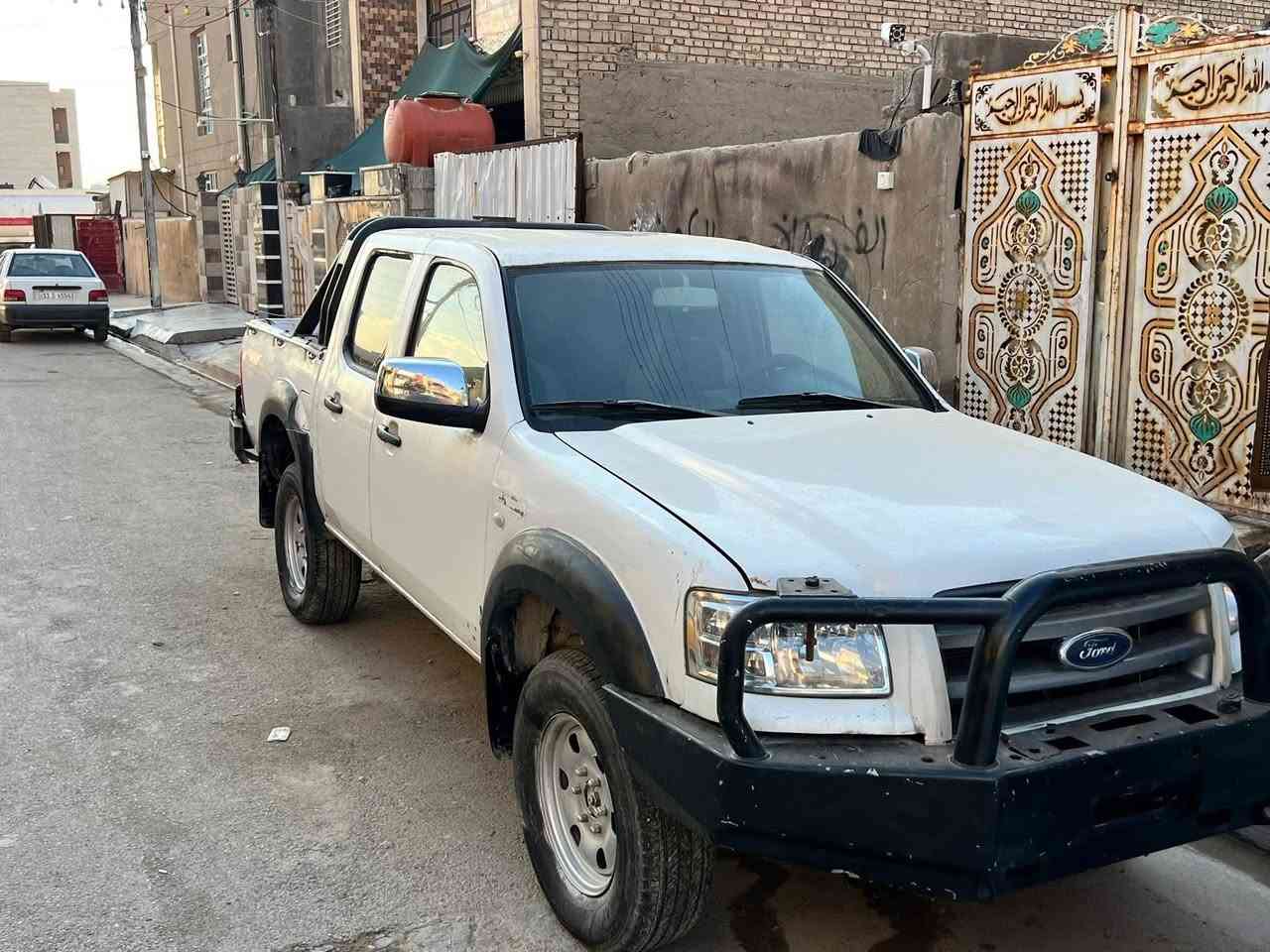 السلام عليكم سيارة نجر موديل 2008 سيارة مزاد سيارة جديدة تخم تایر صدر جديد سيارة كلش حلوة مقفولة من الضربة ومن القص والسيارة تعين عليها أمانة الله بيها كتاب مزاد من وزارة الداخلية سيارة كير عادي أربع سلندر
‏السيارة صبغ بلادي ￼
سعرها 45 ورقة رقم الهاتف ***********
