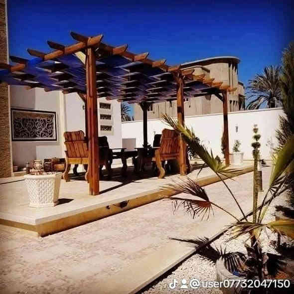 مستعدون لعمل المظلات الخشب والمنازل وجلسات الاستراحه للاستفسار ***********
