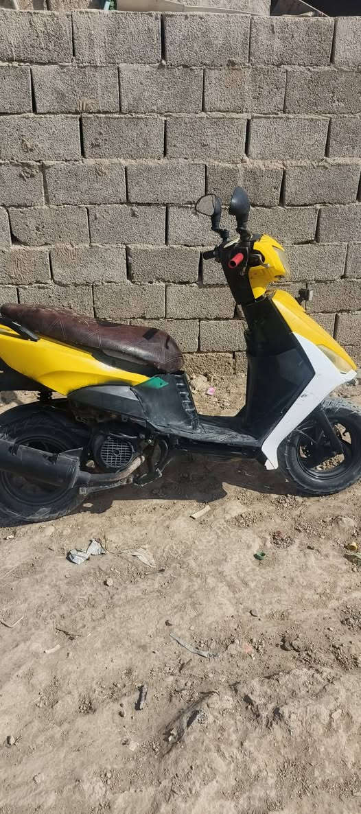 السلام عليكم دراجه اف اس للبيع كهرباء شغاله سلف محركه حلو شغال
سلك كهربائيات كلها شغاله مكاني كوت شارع النفط سعر 200 رقم📞📞☎️ ***********
