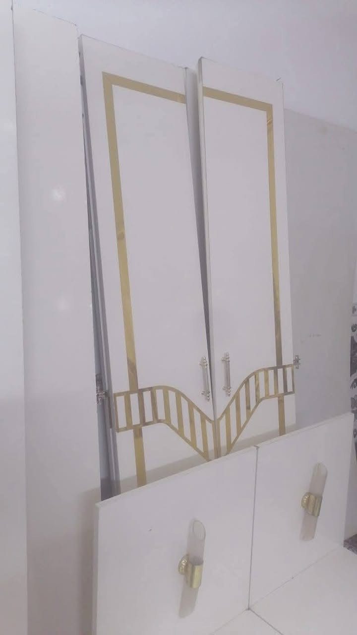 السلام عليكم  مكلفه بلنشر غرفه نوم 5قطع للبيع نظيفه اخت الجديده السعر 400وبيه مجال بسيط العنوان  الشعب بيع مستعجل  حالين مفصخه لغرض النتقال


**إذا كنت صاحب هذا الإعلان وتريد حذفه لأي سبب، رجاءا أرسل رسالة إلى الدعم الفني**