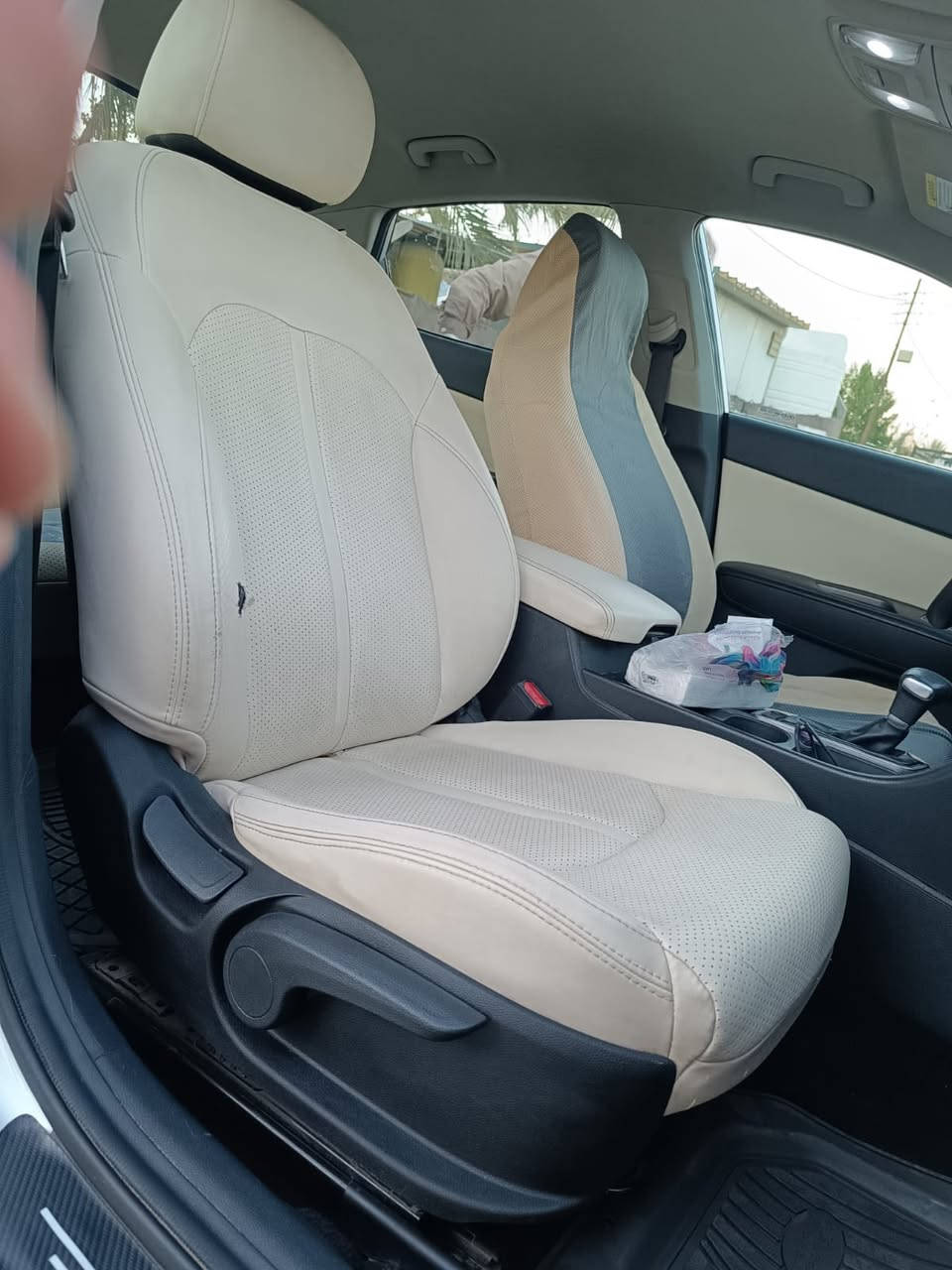 السلام عليكم كيا اوبتيما ٢٠٢٠ب بابل ارقام وسنويه وهزه جديده السياره وارد كشنات جلد بيجي 
السياره نظيفه محرك حداديه داخل كشر كله جديد بجم كبس بدون ايرباك السياره جديده 
سعر ١٥٨ بيها مجال
مكانها بابل الهاشميه السياحي 
***********
حدثها الجاملغ الخلفي وصور الحادث بالمنشور
