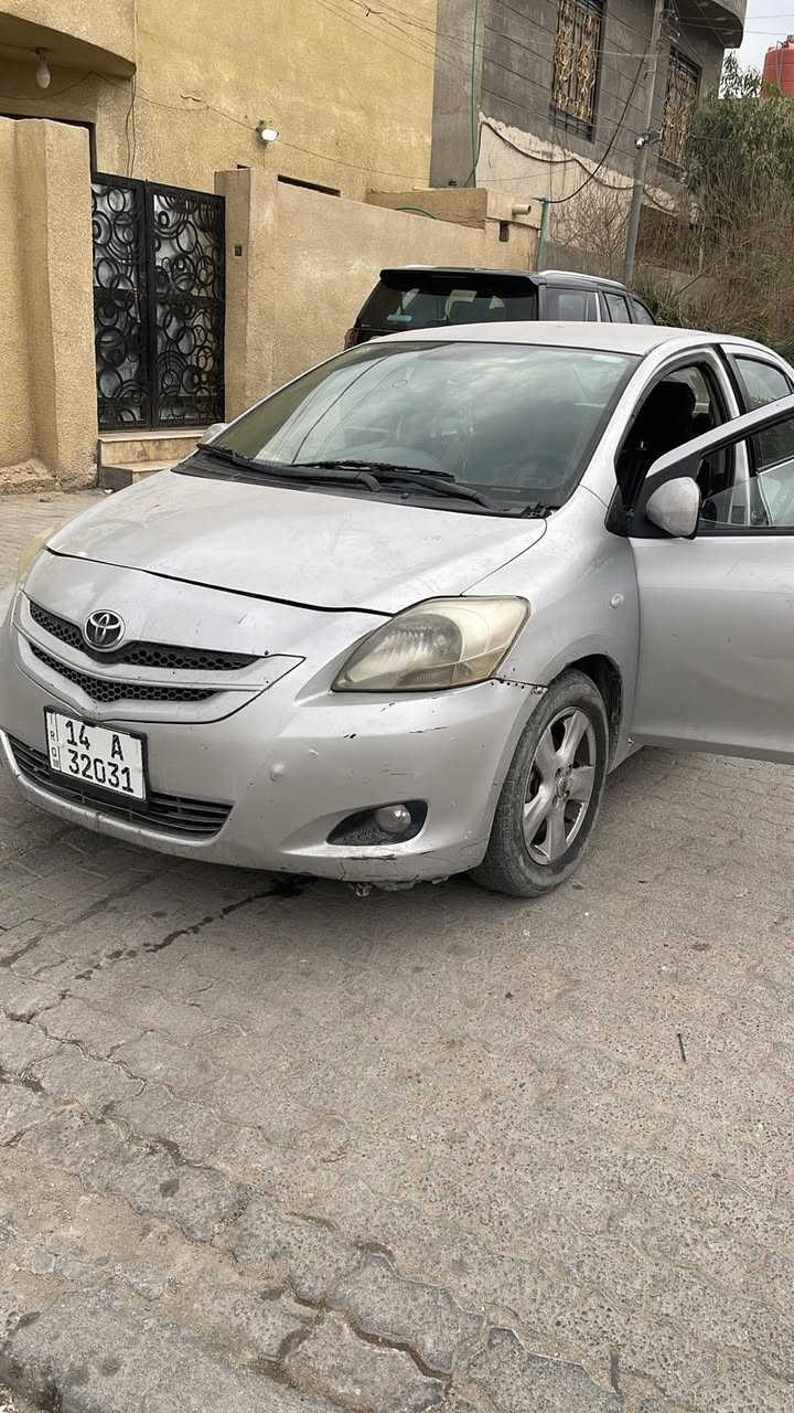 السلام عليكم اخوان سياره يارس تبوتا  2007 شوف العين السياره جاهزه من كلشي ترايك البغداد تخم تاير جديددوشمه  كامله الارضيه     مكاني بصره القبله حي الجامعه السعر 57 ورقه وبيه مجال حك الجيه رقم *********** السياره بسمي
