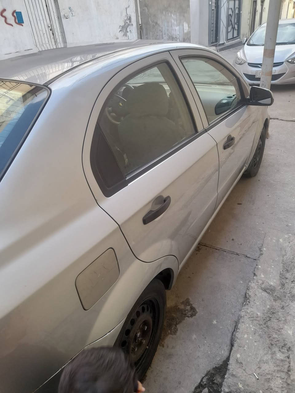السلام عليكم افيو للبيع موديل ٢٠١١سياره باسمي كوبون بانزين بيها السعر ٦٥بدون ضرر للإستفسار***********
