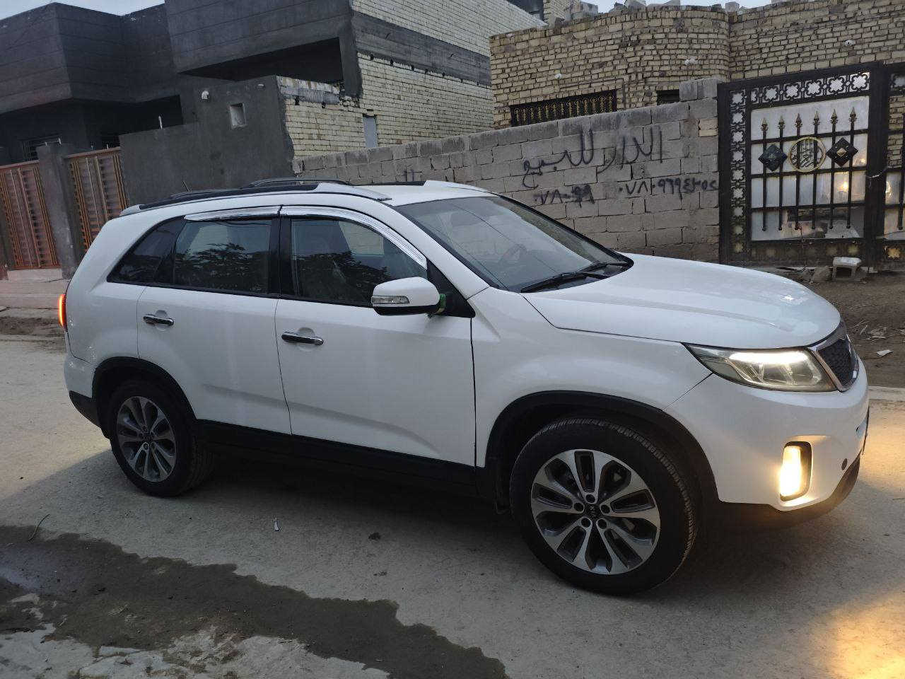 سلام عليكم سورنتو موديل ٢٠١٥ خليجي محرك سته ٦ سلندر تبريد ٣ قطع ٧ راكب متجايه تجيه خفيفه ومصبوغه عام لغود شواصي كفاله محرك كير تبريد حداديه تخم تاير كفاله السعر ١٣٣ وبيها مجال مكان سياره تفاصيل اكثر اتصال ***********
