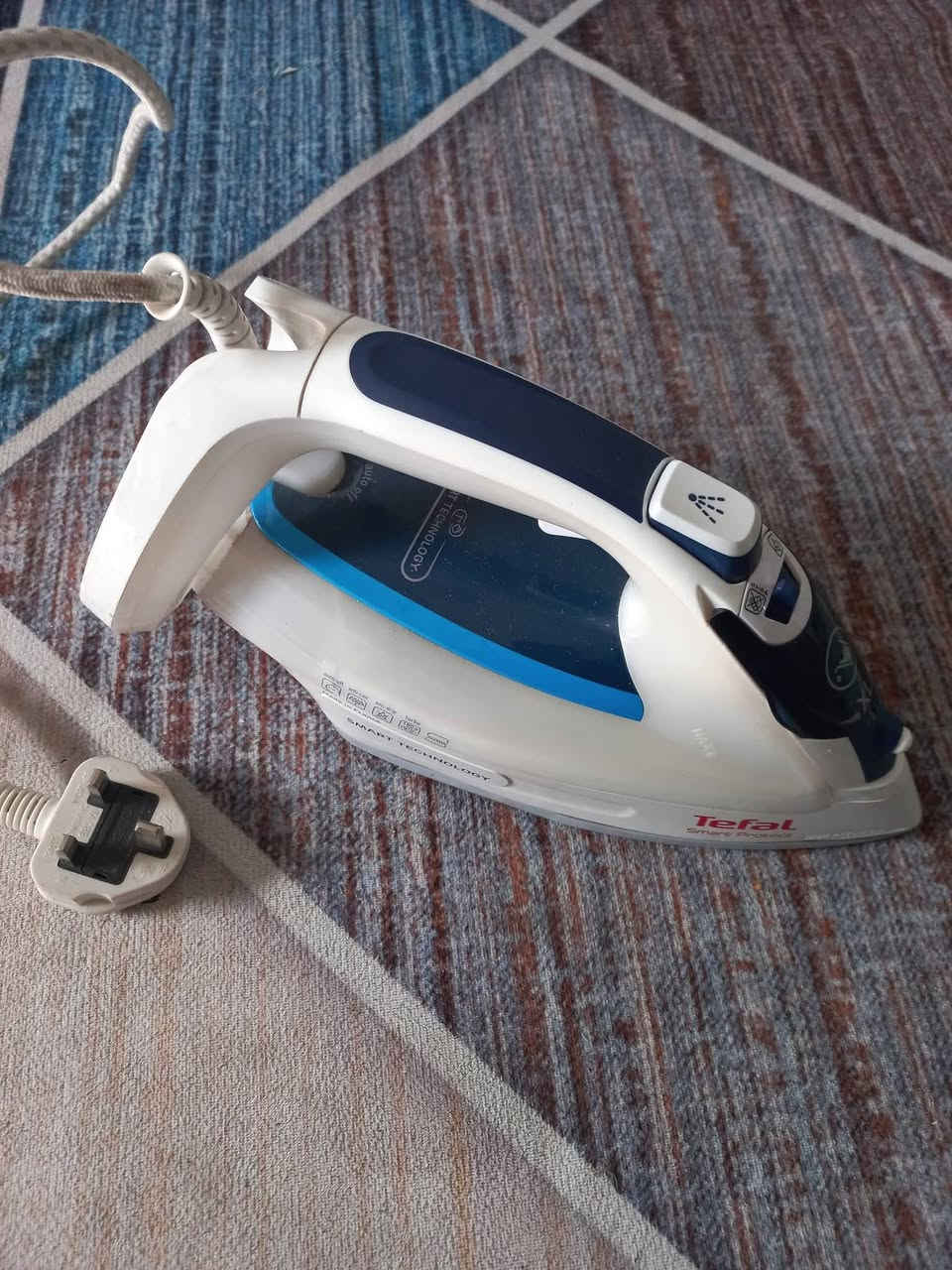 السلام عليكم غراض للبيع 
كاربد بوهيمي قياس 4×3
دوشك نفر طبي 
مكناسة كهربائية نقص صوندة 
اوتي كهربائي 
بنكة جدارية حجم كبير 
جدر ضغط. 
الكل 150 
بغداد بالحبيبية


**إذا كنت صاحب هذا الإعلان وتريد حذفه لأي سبب، رجاءا أرسل رسالة إلى الدعم الفني**