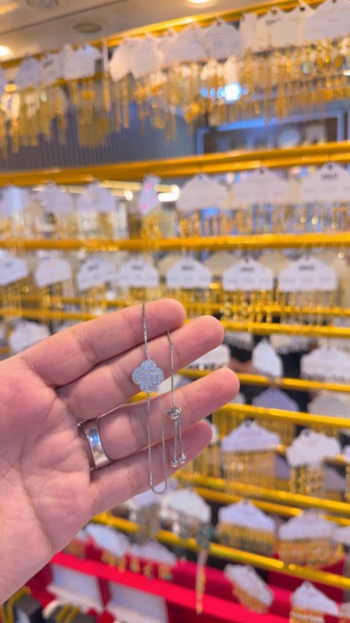 مساء الخير ☺️
وفرنالكم سوارات سحب شرط ضمان 2 سنه كوالتي عالي سعرررر 
3000 الاف عنوانا بابل المسيب تقاطع مستشفى المسيب مجاور تنزيلات حمزه ❤️🥹🥹


**إذا كنت صاحب هذا الإعلان وتريد حذفه لأي سبب، رجاءا أرسل رسالة إلى الدعم الفني**