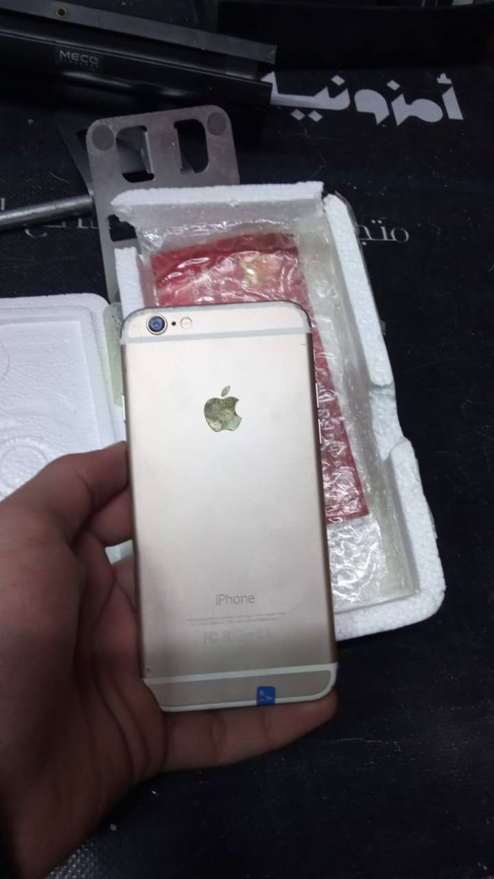 الي موصيني على ايفون 
توفر 4 و6 بلص


**إذا كنت صاحب هذا الإعلان وتريد حذفه لأي سبب، رجاءا أرسل رسالة إلى الدعم الفني**