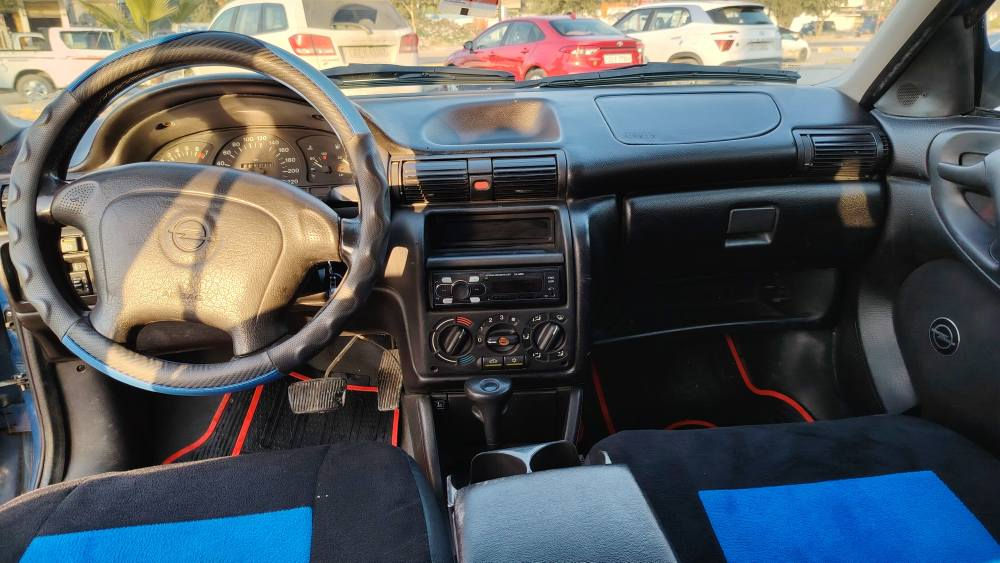 السلام عليكم للبيع استره موديل ٩٣ شرط الوكله والتحويل سنويه عضم رقم دولي السياره فول اتوماتيك كير ومحرك شرط كير توماتيك جامعات كهرب اي بي اس قفل مركزي تبريد شرط الدواير والدوسات مامصلحه سياره جديده السعر 53 للاستفسار الأتصال على الأرقام التاليه
***********
***********
