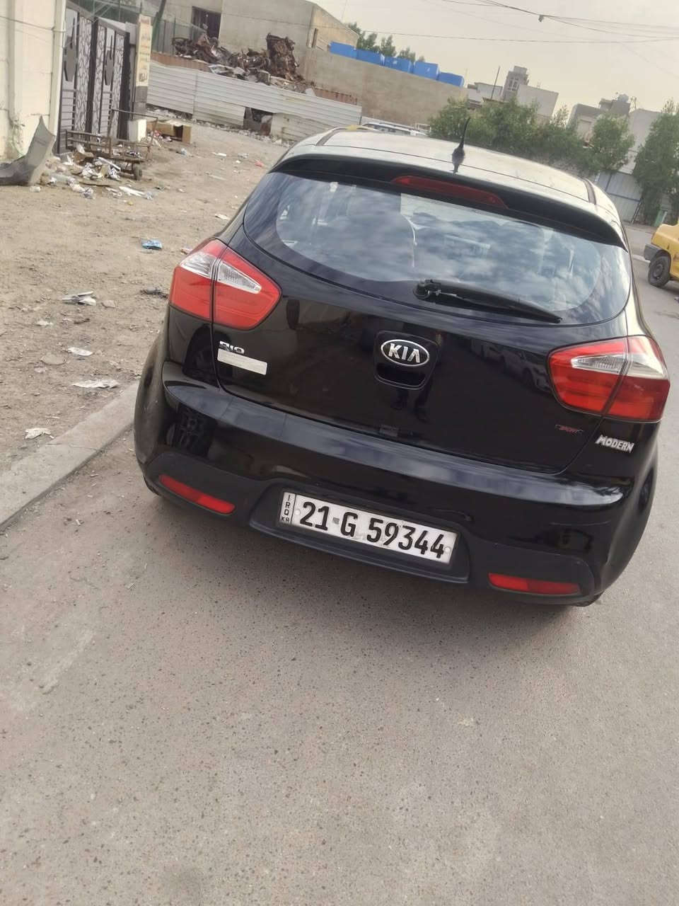 ريو خليجي فول واحد على واحد موديل ١٦ بيه بنيد وجاملغ صبخ سياره جاهز تبريد محرك دوش ١٦٠٠ كير صدر سياره كلش حلوه السعر ٨٨ وبيه مجال بغداد السيديه شارع اعداديه الصناعه ***********محمد
