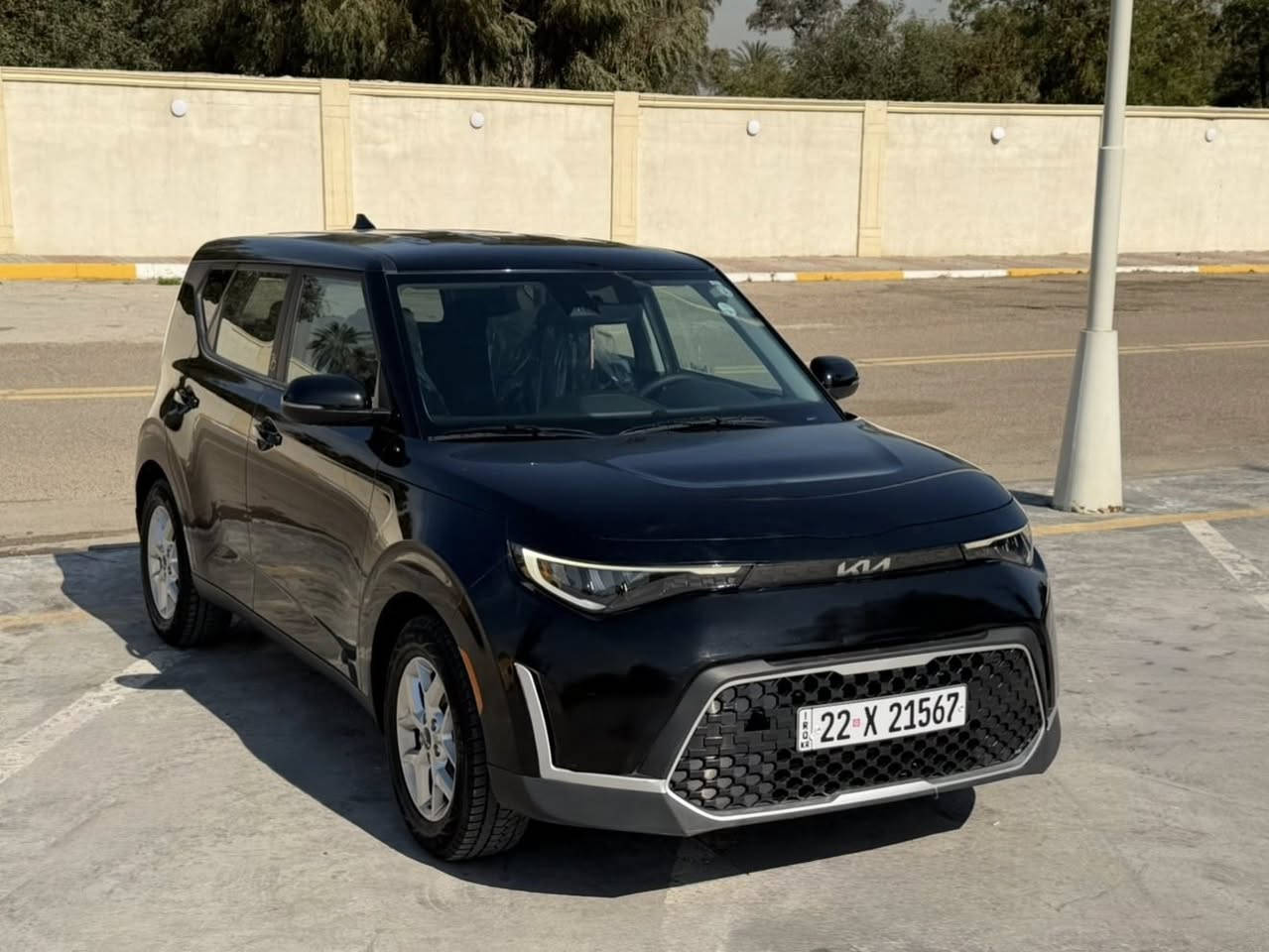 للبيع فقط بدون مراوس
كيا صول الشكل الجديد موديل 2023 
ترقيم جديد اربيل بسم شركة
 تحويل لو وكاله مضمون بضمانتي
حادث دعاميه فقط وشبر بارد بحافة البنيد  سياره كلين بدون صبغ بدون ايرباك 
سيارة جديدة كولش بدون اي نقص 
ماشيه 63 ألف مشي امريكا فقط
مواصفات 
شاشة الكتروني ديجتل 
محرك 2000 دوش 
رادار امامي 
رادار جانبي بلمري
رادار خلفي
هيترات كشنات وستيرن
شحن واير ليس
لايت لد وزنن 3 عدسات
بكلايت لد
مانع انزلاق
نظام نقطة عمياء 
كروز مثبت سرعة
شاشه كبيرة كار بلي 
كامرة دوارة 
تحديد مسار / قيادة ذاتية 
توقف ذاتي  / تنبيه مسار
اشارة ترحيب / اطفاء ذاتي 
تحكم جهتين ستيرين
حساس اطارات 
3 وضعيات قياده
‏ SPORT-SMART-NORMAL
--------------------------
سعر مناسب 158 وبيهة مجال بسيط 
مكان السيارة بغداد العطيفيه
للأستفسار ***********
