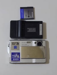 سوني DSC-T7 • نظيف • شاحن بطارية