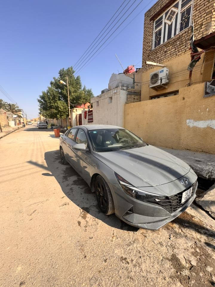 النترا 2022
نص فول وارد امريكي 

ضربته بلجنطه خفيفه 

بصره معوقين 
ماشيه 25 ميل
لون سمنتي مميز 

السعر 155 وبيه مجال 
سياره نظافته 100%
الاتصال ع رقم التالي 
***********
