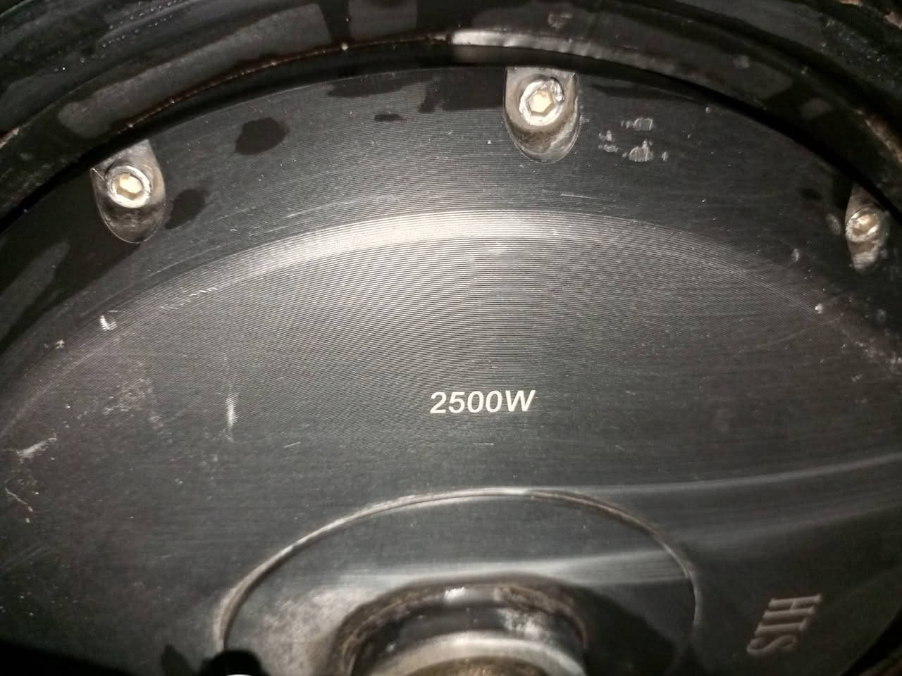 سلام عليكم
ماطور HIS
2025
ملف الفين وخمسميه
تشغيل عن بعد
نضام بك
نضام سرقه
ماطور نضيف 

بس باتري واحد واقف 

السعر 650 بي مجال  قليل
رقم الموبايل ***********
