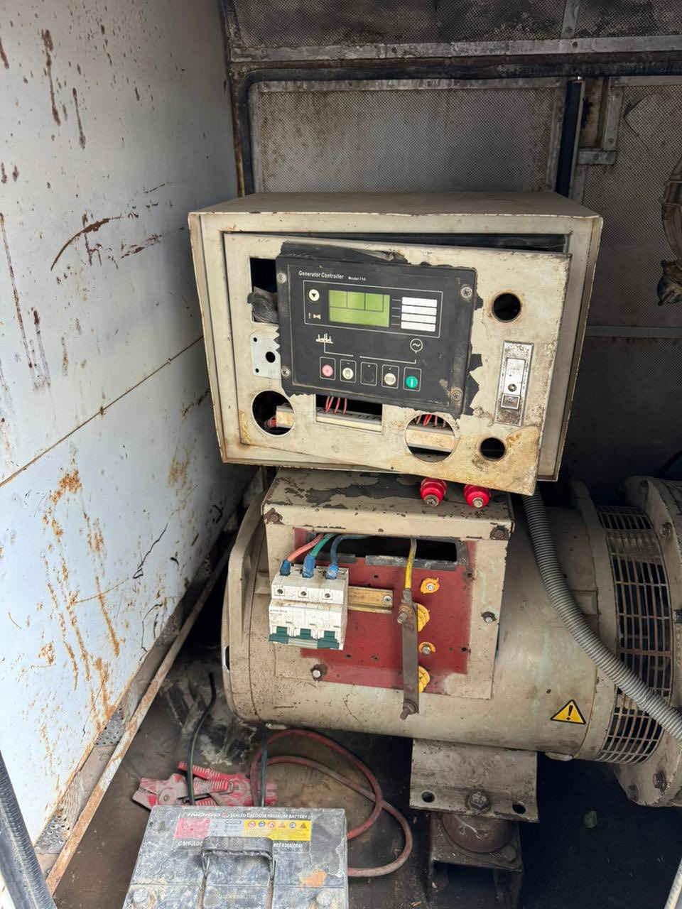 مولد كمنز ١٠٢ كاتم ٣٨ kg
***********
