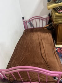جربايه حديد • سرير • مجمع السلطان