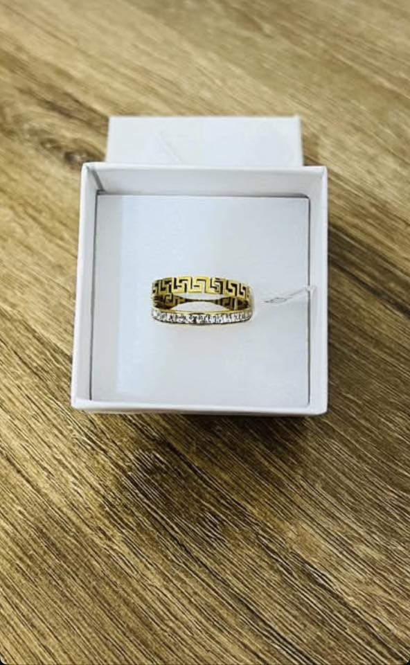 عندي درزن  محابس منوعه السعر 30
ونص درزن تراجيات السعر 15


**إذا كنت صاحب هذا الإعلان وتريد حذفه لأي سبب، رجاءا أرسل رسالة إلى الدعم الفني**