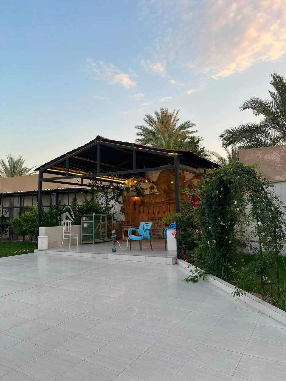 (مزرعة فول نظافة و ترتيب ) *موثقة من تطبيق اجرلي 

‎🔴العنوان : بلد

📞 : *********** 

---------------------------------------------------------------------------

تحب تقضي يوم جميل و رائع مع عائلتك ؟

هذا المكان  يوفرلك كل احتياجاتك و راحتك و الالعاب الي 

تحبها ايضا

---------------------------------------------------------------------------

✨  متوفر مزرعة ( موثقة من تطبيق اجرلي ) تحتوي على :

📌مسبح كبير و مسبح صغير للاطفال 

📌جلسة عربية 

📌 غرفتين نوم + مطبخ + صالة كبيرة تطل على المسبح

📌حدائق 

📌مكان مخصص للشواء 🍖

📌العاب ( منضدة 🏓، بليارد 🎱 , فيشة ⚽ ، طائرة 🏀 )

📌غرف نوم 

📌كهرباء مستمرة مع الانترنت

---------------------------------------------------------------------------

📍الموقع | صلاح الدين / قضاء بلد

📞لتفاصيل أكثر والاستفسار الاتصال او مراسلة الرقم على الواتس اب ***********

خلي ايامك باردة و مميزة بفصل الصيف مع عائلتك •
