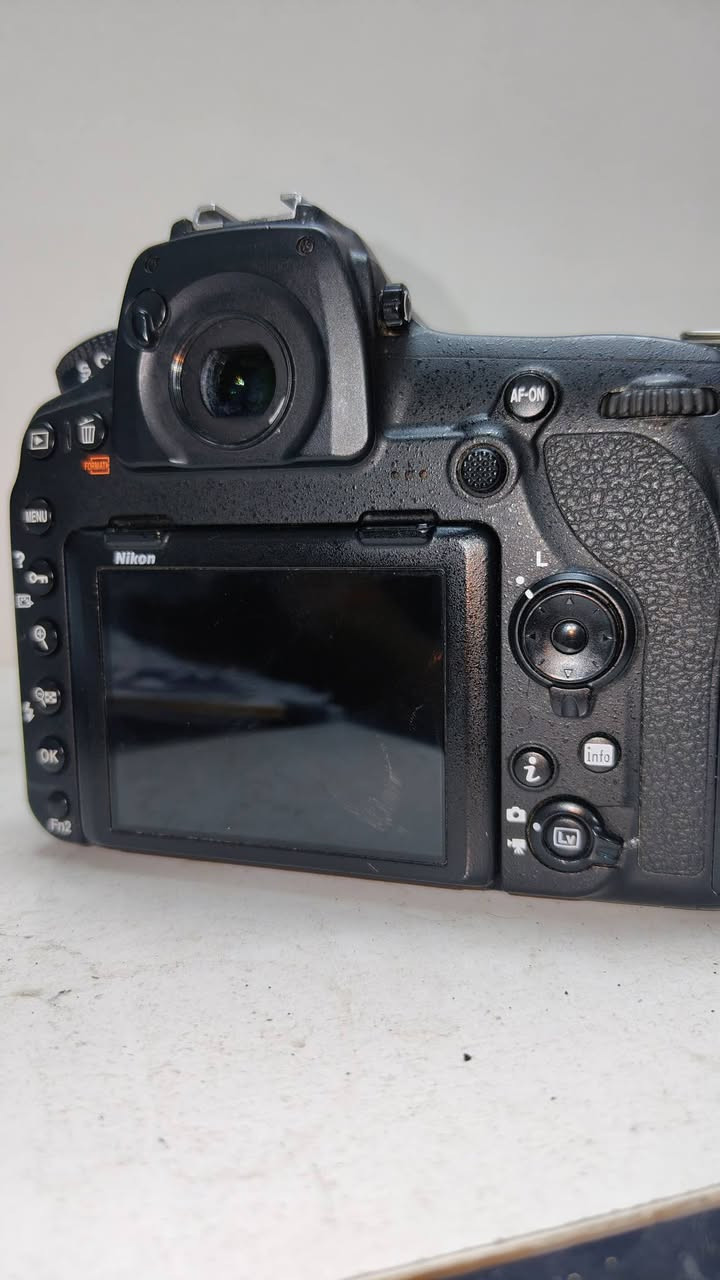 نيمون D850 نظافة 95% شترها 100k وياها شاحن وجنطة وحزام سعر 1500


**إذا كنت صاحب هذا الإعلان وتريد حذفه لأي سبب، رجاءا أرسل رسالة إلى الدعم الفني**