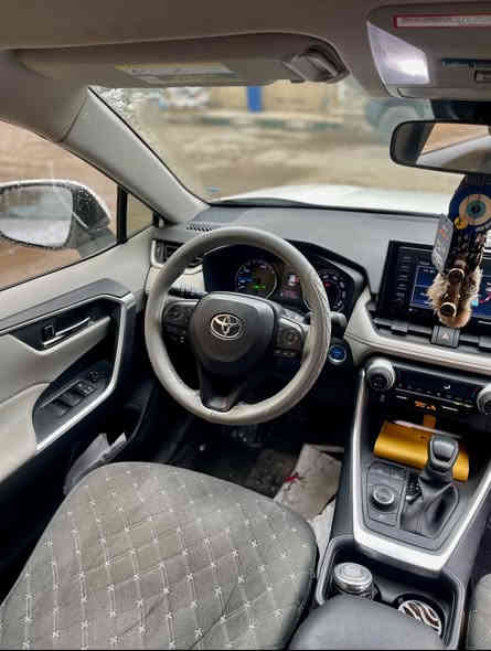 راف 21 اخت الزيرو
هايبرد 
ماشية 29 الف 
علي إيدي وحده سيارة كارتون 
حادث بسيط كلش بس دعاميات 
بصمة 
بصمة ابواب 
لايتات زنون عالي ناصي
بلوجكترات 

رادار امامي 
رادار جانبي 
رادار خلفي 

فور ويل 4X4
اشاير مري 
ويل بلاك
لدات خلفي
لدات امامية
كشن سايق كهرباء
ماوس 
تبريد لمس
شاشة جبيرة
سايد بريك بصمة
ايفي مود
سياقة آلية 
10 ايرباكات 

كير مكينة مكفولات 
سيارة مكفولة ماعدا جاملغ مال سايق نفس راجع بي صبغ بذيل جاملغ فقط 

سيارة كلشي بيها على وضع البلاد وعليها تخم تايرات 

مكانها بغداد 

‭0772 929 4646‬
