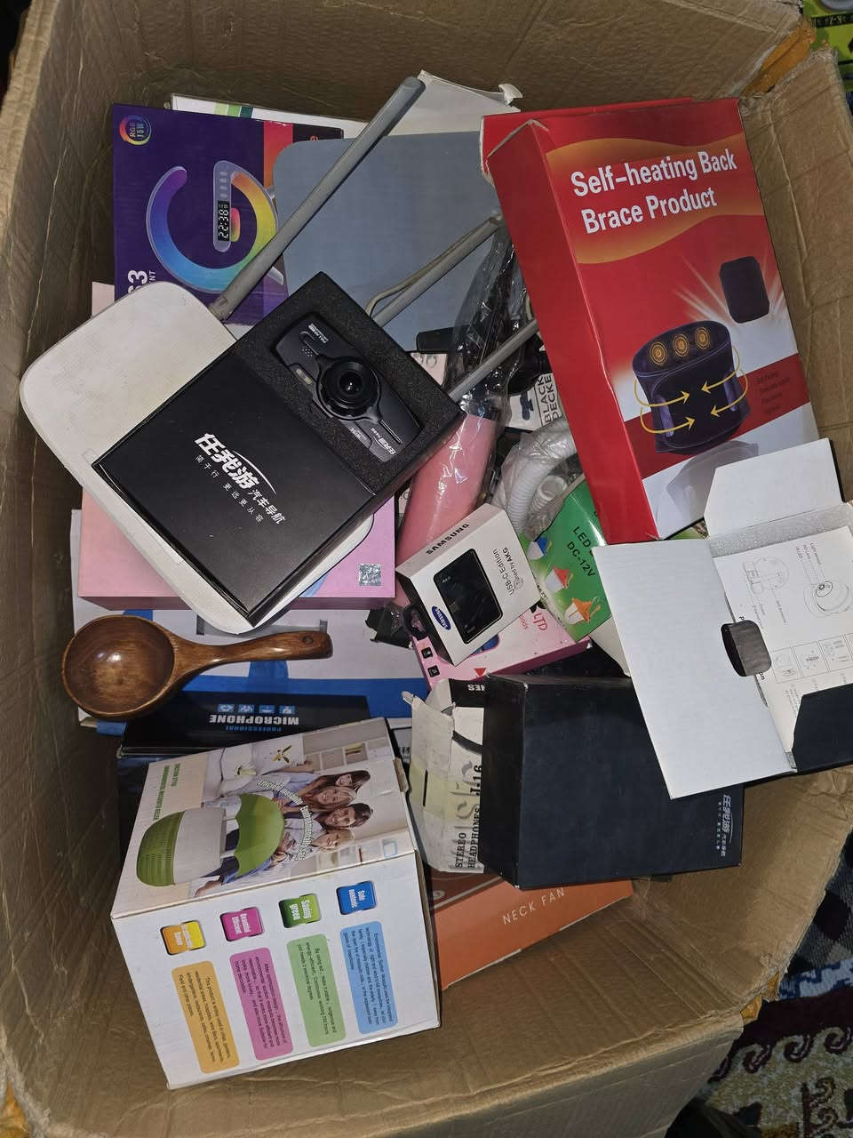 السلام عليكم غراض امزون الكتروني مكس صافي وزن اكثر من ١٨ كيلو الله شاهد غراض كلهن شغالات وجدد بل باكيت بس مجرد فاتحهن العرض بعت جزء وسديت المشروع وبقت بس هاي الكارتونه بيها داش كام سماعات كاميره 360 مايكروفون احترافي ثقيل مثرامه ومبراشه كهربائيه   وهواي شغلات امانت الله كلهن مفحوصات وشغالات ولل احتياط انطيك 90% شغال بس امانت الله كلهن عارضهن عل بث ويشتغلن شغلات كلش حلوه والي يريد يستفاد بيهن حيل يستفاد الله شاهد السعر 200 و بي مجال


**إذا كنت صاحب هذا الإعلان وتريد حذفه لأي سبب، رجاءا أرسل رسالة إلى الدعم الفني**