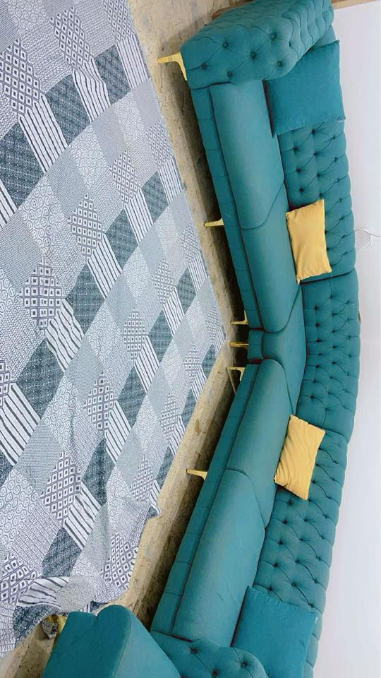 للبيع مستعجل ***********
