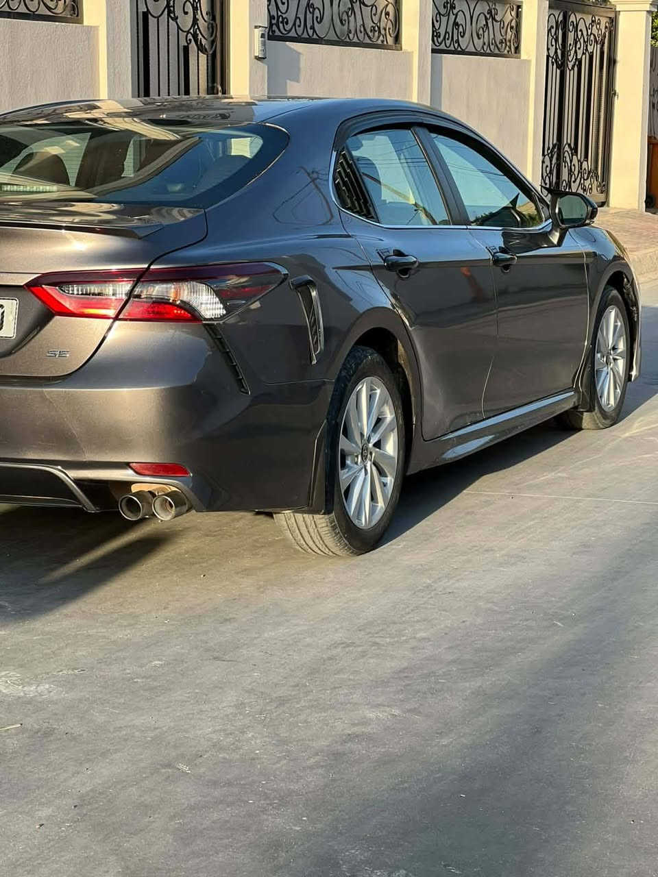 السلام عليكم
تويوتا كامري TOYOTA  CAMRY
موديل2023
وراد امريكي 
رقم كركوك 💫 
هزه و سنويه جديده 💫 
موصفات SE💫 
محرك وكير شرط💫 
ماشيه 148k💫 
تبريد وتدفئة 💫 
سياره ضررها جاملغ خلفي فقط  💫 مثل ما موضحه بالصوره
السيارة كاعده وحيل حلوه ماتصرف عليها برغي 💫 
السعر٢٠٠$وبيها مجال 💫 
الموقع(كركوك)
#الأستفسار  
*********** مو شراي لا تتعبني يرحم جدك
