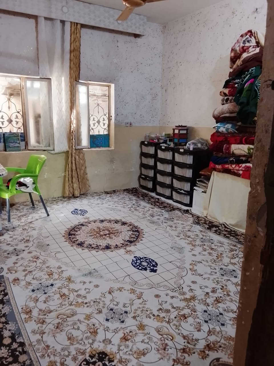 دار للبيع طابو صرف المساحة ٢٠٠متر وجه ١٠ نزال ٢٠
العنوان/ المسيب حي الزهراء موقع مميز وجميع الخدمات متوفرة عالي عن الشارع 
 البناء نظيف كونكريت مسلح وطابوك 
الدار يتكون من /
٢ غرفة نوم /استقبال/صالة/مطبخ
صحيات خارج وداخل الدار
للاستفسار أكثر الاتصال على  ***********
