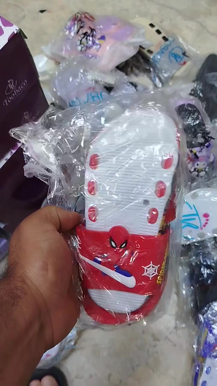 تصوير سريع للموديلات الجديده 
سليبرات اطفال 
العنوان/ بغداد- سبع البور- شارع السوداني 
قرب ماكس للموبايل 
توصيل بغداد 5 ومحافضات 6 
توصيل سبع البور الف 
الابتسامة والمعاملة الطيبة هي أساس رزقنا، والزبون هو ضيفنا.
للحجز والاستفسار ماسنجر أو واتساب ***********
زورونا ونورونا وأهلا وسهلا بجميع 🌹
