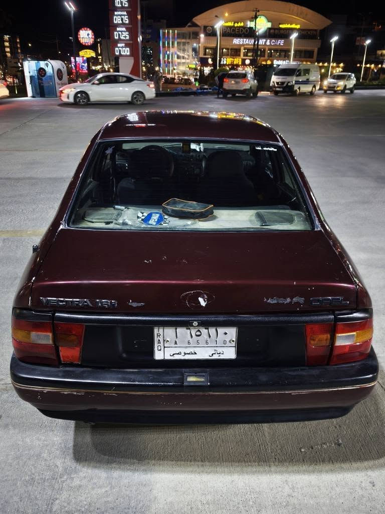 ئەم سەیارەیە بۆ فرۆشتن ئۆپڵی ڤیکترا مۆدێل ١٩٩٠ سەنەوی پلاستیکی دیالەیە بەشەرتی ئەوەلیات و موس و بڕاوە  مەکینەی ١٦ی قایش پانە و مەکینەی فەلە نرخی کۆتای و قفڵی ١٨ وەرەقەیە تکایە لەگەڵ ڕێزما ئەگەر موشتەرینیت سەرمان مەئێشێنە ژمارەی موبایل ***********
