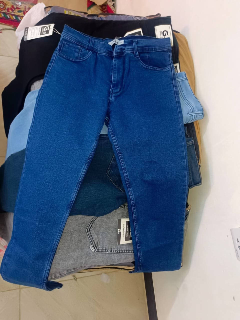 بنص  صعود الكمارك والاوضاع التعبانة والمضيق مسدود وبضاعتك بعدهي ما جاية وفرتلك بضاعة حلوة تركية وسعر جوة سوك
بناطير سوري شليف كامل بي ٧ الوان وقياسات متنوعة 

بجامة بنطرون قياسات كاملة وموديلات متنوعة 

بناطير قماش متوفر ٧ الوان وقياسات متنوعة

تيشيرتات قياسات كاملة تركي موديل حديث 

تيشرتات صيني شليف كامل كل سيرية تختلف عن ثانية موديلات كلش حلوة 

تراك تركي برمودة منة ٣ الوان اسود ابيض رصاصي وقياسات كاملة 

سعر القطعة ٨ الاف واذا اخذت شلعة وحدة الك تخفيض 

المكان بغداد / شارع فلسطين 

رقم الهاتف ***********

تريدهن تعال وشوفهن وخذهن ما عندي توصيل
