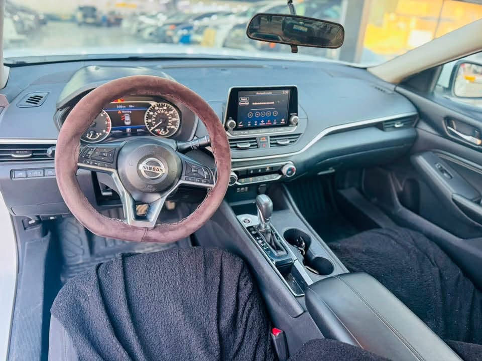 سلام عليكم
نيسان التيما S                              
موديل /2019       
شاشه جبير 
تحكم استيرن جهتين
يدات نيكل 
كامره خلفي 
حساس خلفي 
رادار 
سونر مرفق    
حادثه جاملغ وبونيد صبغ + باب امبدل بلاد 
ارباك فقط استيرن 
السعر / 135$                                                               
العنوان / ديالى - خانقين 
***********
