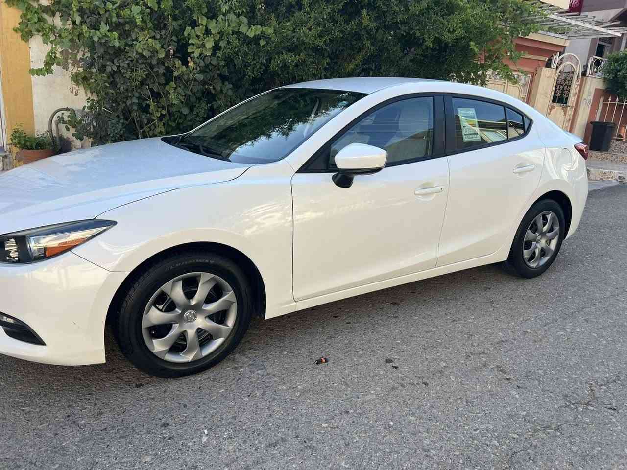 بێ بۆیاخ بێ سارد بێ شوخت سەیارەیەکی زۆرتازەو جوان وبێ مەسرفە
گێرومەکینەوتەبریدوتەقەی بەشەرت 
80هەزاری هەقیقی ڕۆشتوە لەسەردەقی شەریکەیە
گیرومەکینەی نەکراوەتەوە بەشەرتی فەحس وسۆنەر
سۆنەریشی دانراوە
شوین :دەربەندیخان
جوابی کومینت نادەمەوەسەیارەی من نیە تیل بوخاوەنی بکە
بوزانیاری زیاترپەیوەندی بکەبەم ژمارەوە
*********** دار بنديهكان, السليمانية

