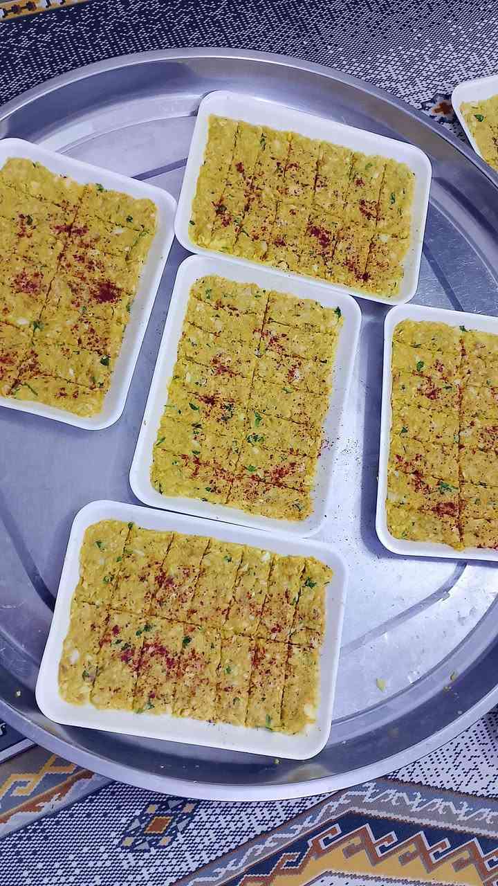 ع بركة الزهراء نبدي من طلبات اليوم بلعافيه ع زبائنا هذه الطلب جان موكب خدام الزهراء بلعافيه عليكم ان شاء الله وثواب واصل بحق الزهراء عجينة كباب عروك الحافظه ب4 الف شغل بيت ونظيف الله شاهد طعم لايعلا عليه التوصيل داخل الشطره الف دينار فقط الحجز مراسلة الحساب او التواصل ع واتساب *********** لرد السريع

