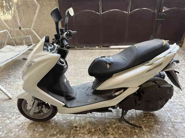 دراجة ماجسته اس ١٥٥ للبيع ب١٢ ورقة وبيها مجال مكاني الدورة***********
